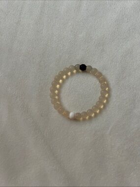 Loaki Braclet